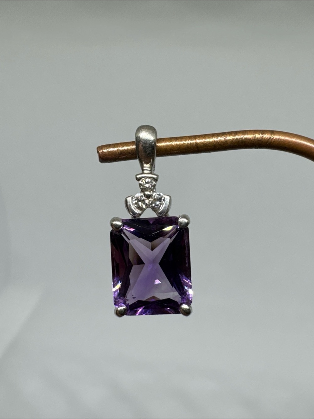 10K WHITE GOLD EMERALD CUT AMETHYST & DIAMOND SOLITAIRE PENDANT 20X8 MM ~ 1.76g
